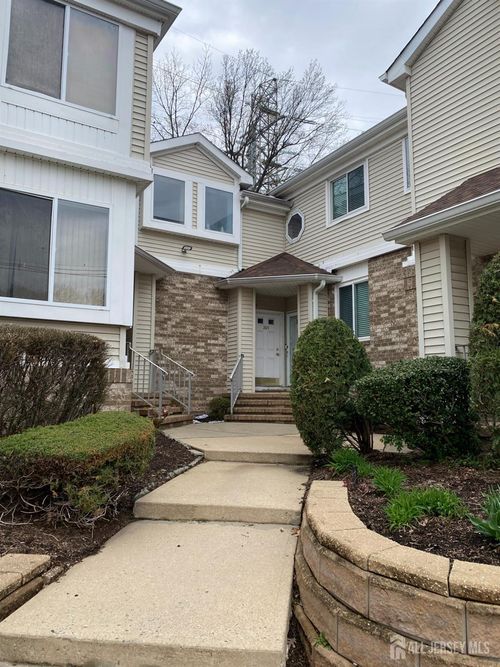 203 Madaline Dr, Avenel, NJ, 07001-1300 | Card Image