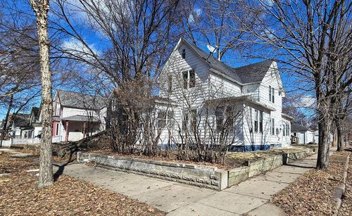 922 Woodbridge St, Saint Paul, MN, 55117-5363 | Card Image