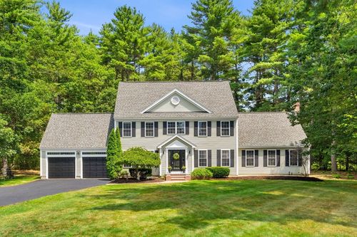 15 Catherines Way, Shirley, MA, 01464-2729 | Card Image