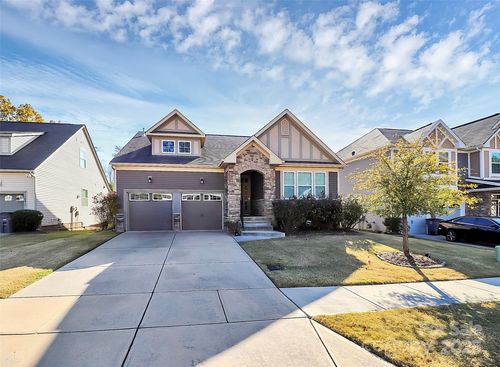 10083 Castlebrooke Dr, Concord, NC, 28027-0081 | Card Image