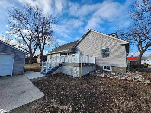 1026 Pleasant St, Forest City, IA, 50436-1045 | Card Image