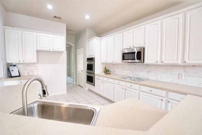 2209 Graystone Ct, House other with 4 bedrooms, 3 bathrooms and null parking in Keller TX | Image 4