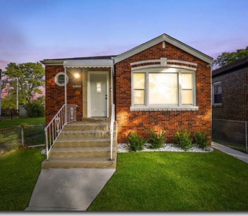 11925 S Lafayette Ave, Chicago, IL, 60628-6125 | Card Image