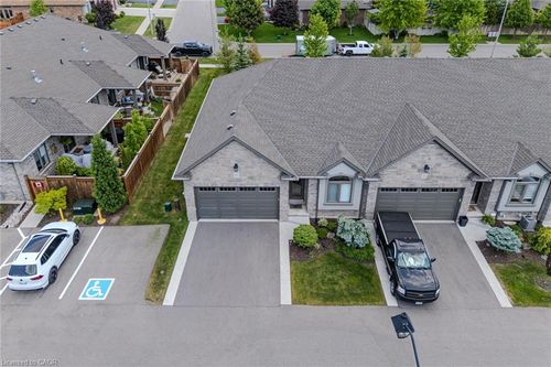 15 Winterberry Lane, Waterford, ON, N0E1Y0 | Card Image