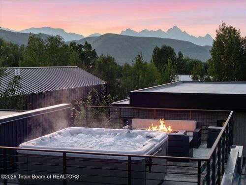 855 Wheatleigh Way, Jackson, WY, 83001 | Card Image
