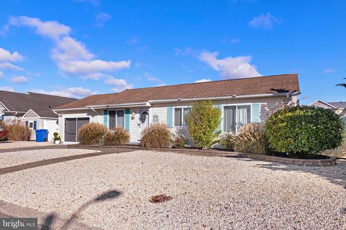 137 Anita Dr, MANAHAWKIN, NJ, 08050-3604 | Card Image