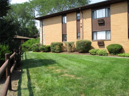 unit-1-3 W Lawrence Park Dr, Piermont, NY, 10968-3114 | Card Image