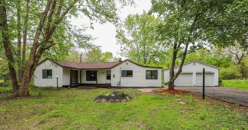 701 Portage Lakes Dr, Coventry Township, OH, 44319-1572 | Card Image