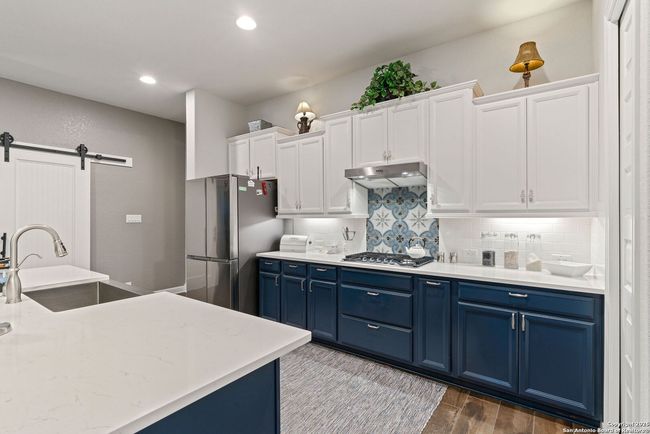 324 Rhapsody Rdg, House other with 3 bedrooms, 2 bathrooms and null parking in Spring Branch TX | Image 6