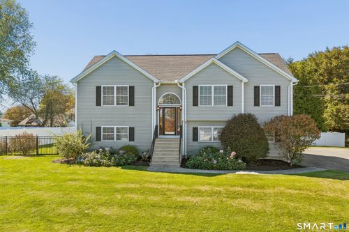 38 Jeanette Rd, Danbury, CT, 06811-3742 | Card Image