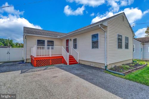 125 Range Rd, GLEN BURNIE, MD, 21061-3732 | Card Image