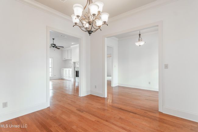 3-DiningRoom | Image 13