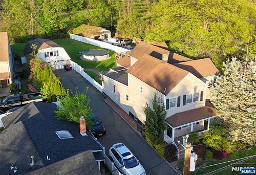 320 Saddle River Rd, Saddle Brook, NJ, 07663-4620 | Card Image