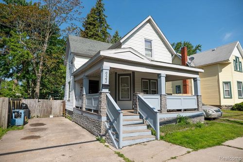 923 Stone St, Port Huron, MI, 48060-3629 | Card Image