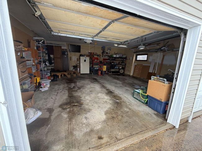 Garage | Image 37
