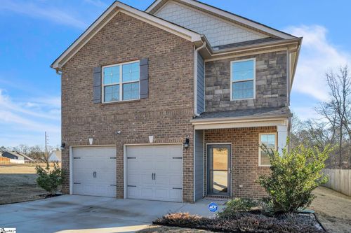 222 Raleighwood Ln, Simpsonville, SC, 29681-7143 | Card Image