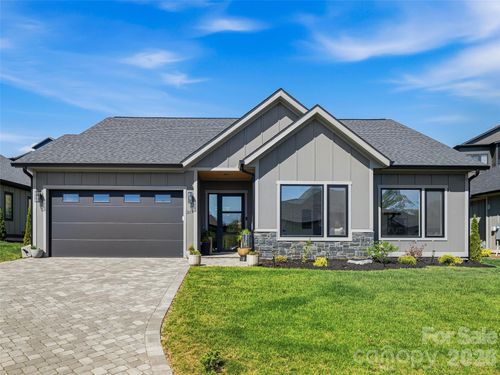 317 Avery Trail Dr, Arden, NC, 28704-1567 | Card Image