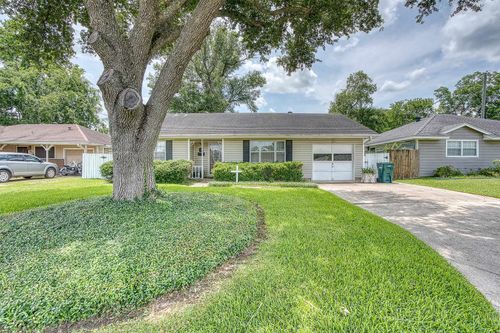 3435 Cecil Dr, Beaumont, TX, 77706-7306 | Card Image