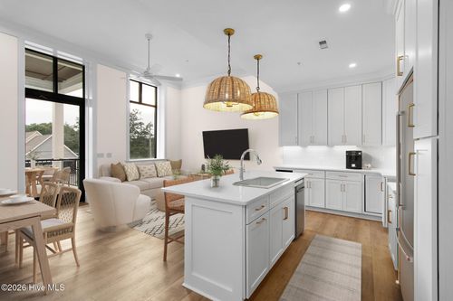 unit-204-805 Mulberry St, Beaufort, NC, 28516-1935 | Card Image