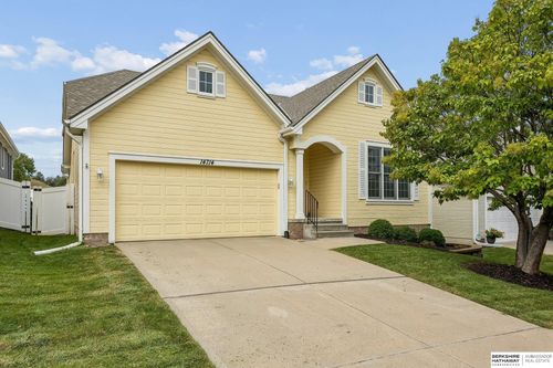14714 Laurel Plz, Omaha, NE, 68116-4338 | Card Image