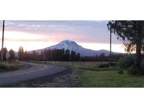 106 Lakeside Rd, Glenwood, WA, 98619-9112 | Card Image