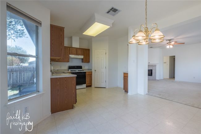 2006 Charlotte Way, House other with 3 bedrooms, 2 bathrooms and 2 parking in Round Rock TX | Image 23