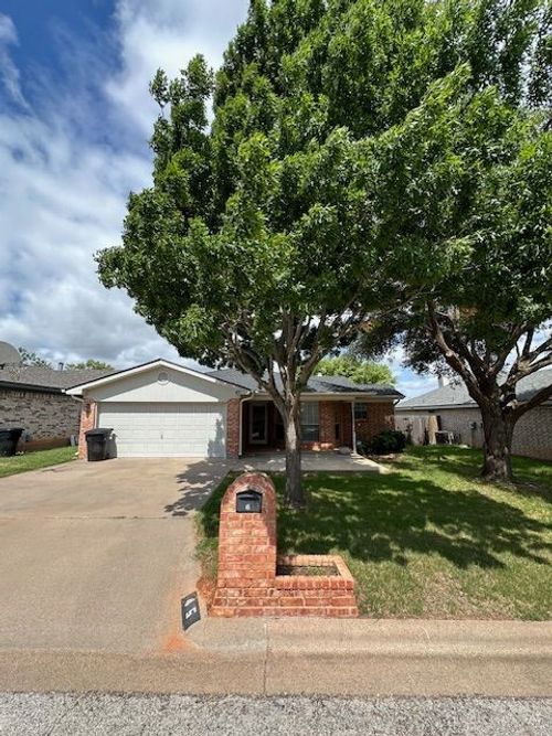 45 Woodcock Cir, Abilene, TX, 79605-4420 | Card Image
