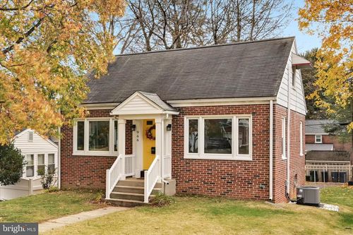 966 Skyline Dr, LANCASTER, PA, 17601-5168 | Card Image