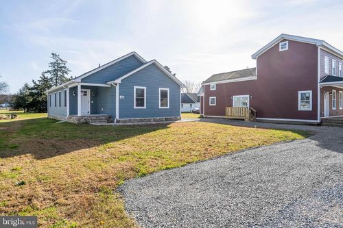 46 Broad St, GREENWOOD, DE, 19950 | Card Image