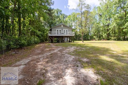 395 Clark St, Midway, GA, 31320-7220 | Card Image
