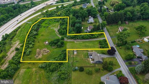 427 Hain Rd, Reading, PA, 19608-9126 | Card Image