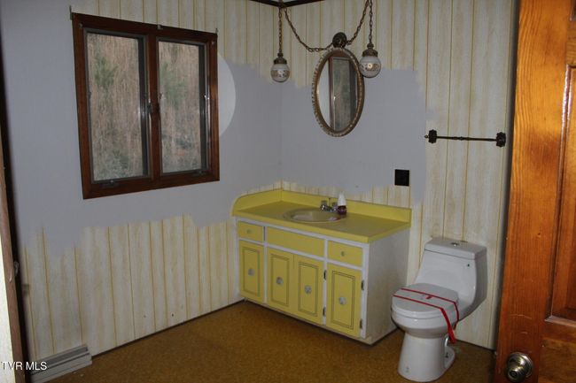 1842 Manville Rd, House other with 4 bedrooms, 3 bathrooms and null parking in Gate City VA | Image 30