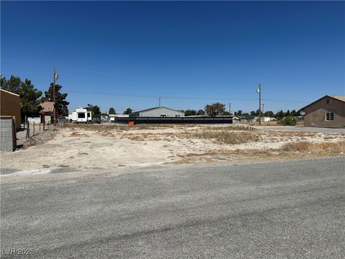 1190 Zelzah Ave, Pahrump, NV, 89048-6160 | Card Image