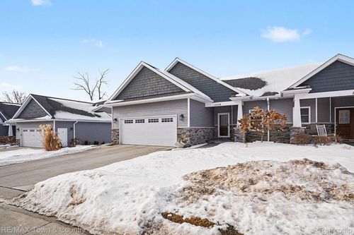 13336 Julie Anne Ct, Fenton, MI, 48430-3009 | Card Image