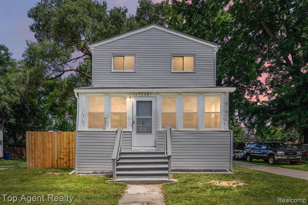 Rivard Ave, Warren, MI 48091