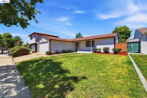 31070 Meadowbrook Ave, Hayward, CA, 94544-7546 | Card Image