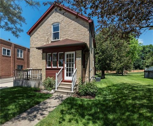 422 Lambton St W, Durham, ON, N0G1R0 | Card Image