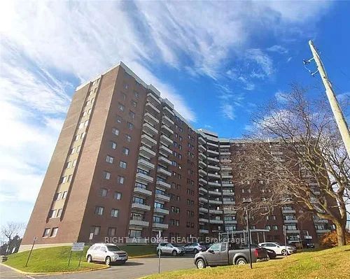 501-20 Chesterton Drive, Cityview - Parkwoods Hills - Rideau Shore, ON, K2E6Z7 | Card Image