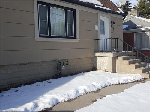 850 (UPPER UNIT) Garth Street, Hamilton, ON, L9C4K8 | Card Image