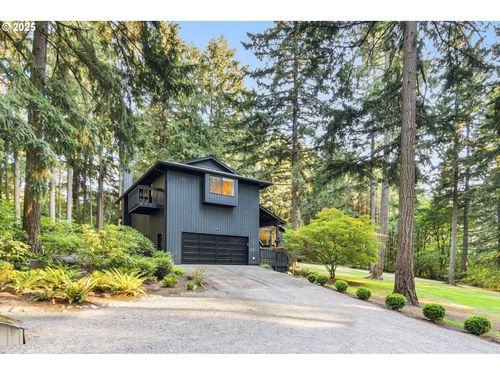 22425 Sw Mountain Creek Rd, Sherwood, OR, 97140-8630 | Card Image