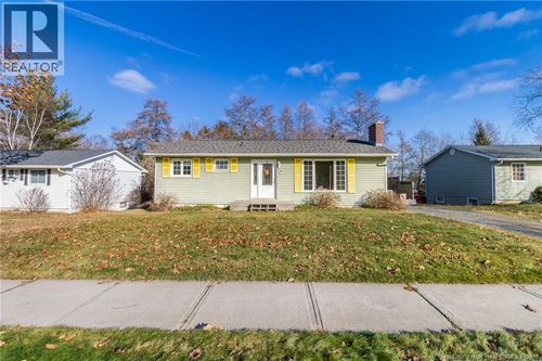 147 Flemming Rd, Fredericton, NB, E3B5J8 | Card Image