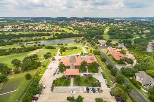 6 Candleleaf Ct, The Hills, TX, 78738-1444 | Card Image