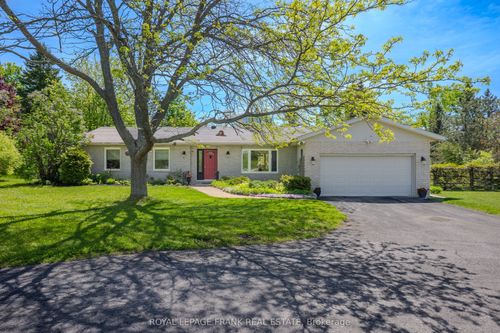 10 Alma Rd, Bobcaygeon, ON, K0M1A0 | Card Image