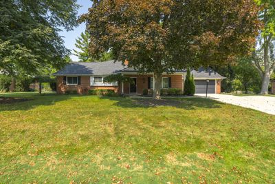 1636 Mark Hopkins Road, House other with 3 bedrooms, 2 bathrooms and null parking in Bloomfield Hills MI | Image 2