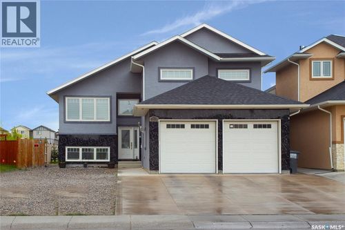 3234 37th St W, Saskatoon, SK, S7L7G3 | Card Image