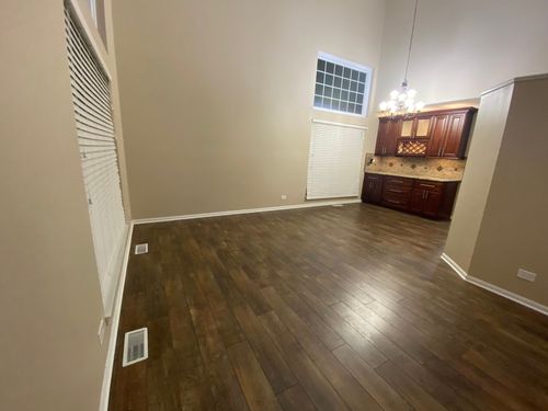 1213 Pennsbury Ln, Aurora, IL, 60502-6996 | Card Image