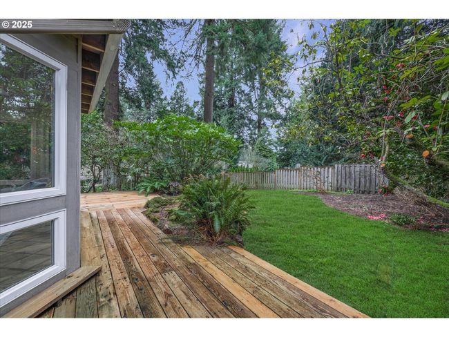 764 10 Th St, House other with 3 bedrooms, 3 bathrooms and 2 parking in Lake Oswego OR | Image 22