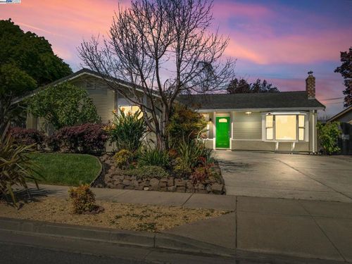 33537 Bardolph Cir, Fremont, CA, 94555-2043 | Card Image