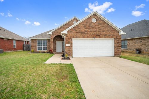705 Crownpoint Ln, Arlington, TX, 76002-4778 | Card Image