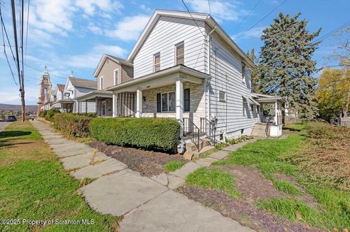 637 Brook St, Scranton, PA, 18505-1722 | Card Image